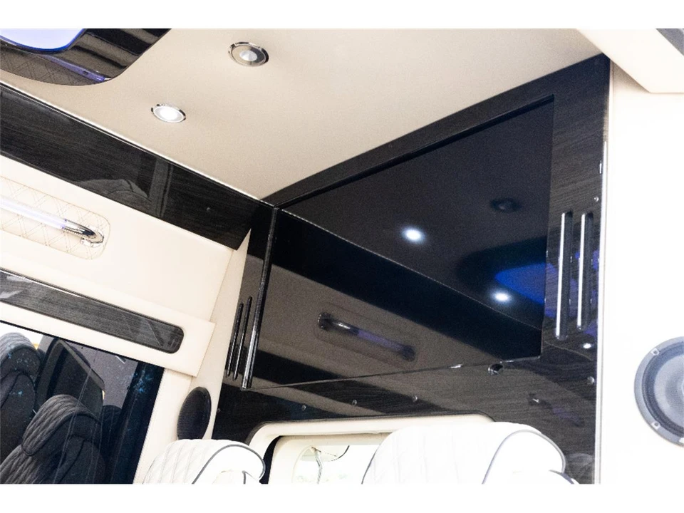 2026 Mercedes-Benz VS30 Sprinter - Image 26 of 31