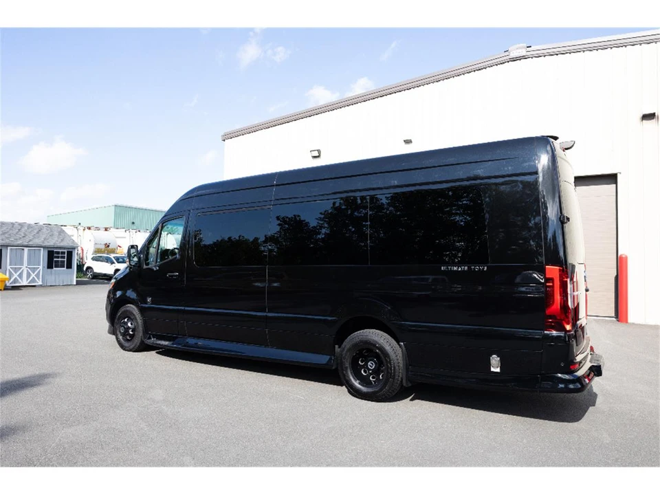 2026 Mercedes-Benz VS30 Sprinter - Image 3 of 31