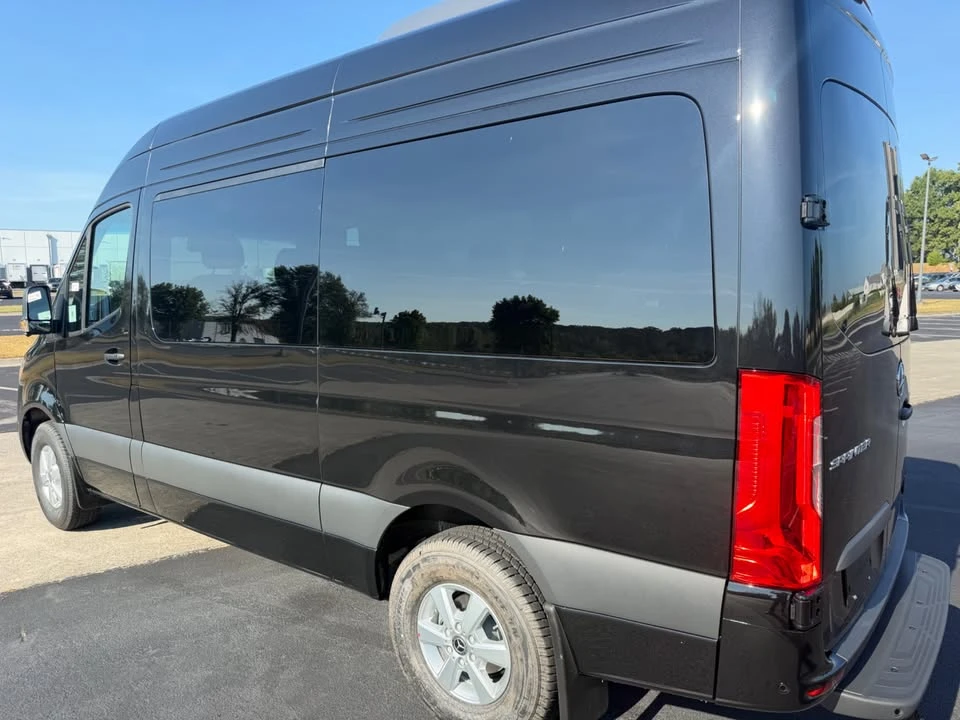 2026 Mercedes-Benz VS30 Sprinter - Image 3 of 16