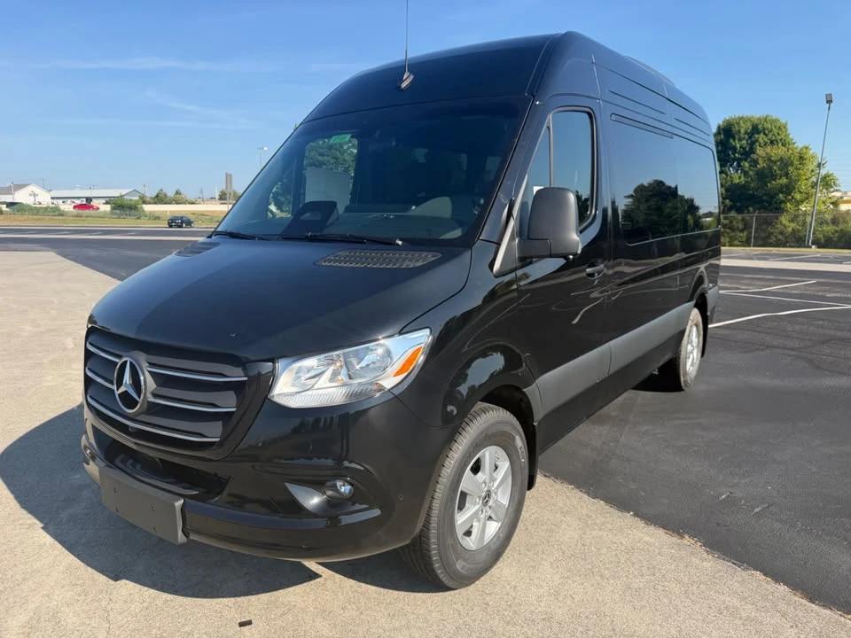 2026 Mercedes-Benz VS30 Sprinter - Image 4 of 16