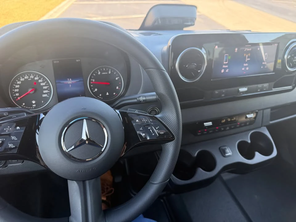 2026 Mercedes-Benz VS30 Sprinter - Image 15 of 16
