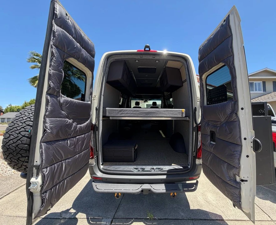 2026 Mercedes-Benz VS30 Sprinter - Image 9 of 24