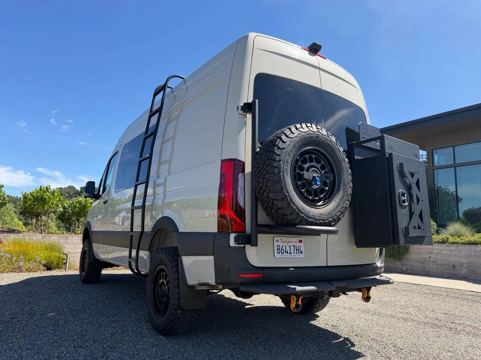 2026 Mercedes-Benz VS30 Sprinter - Image 4 of 24