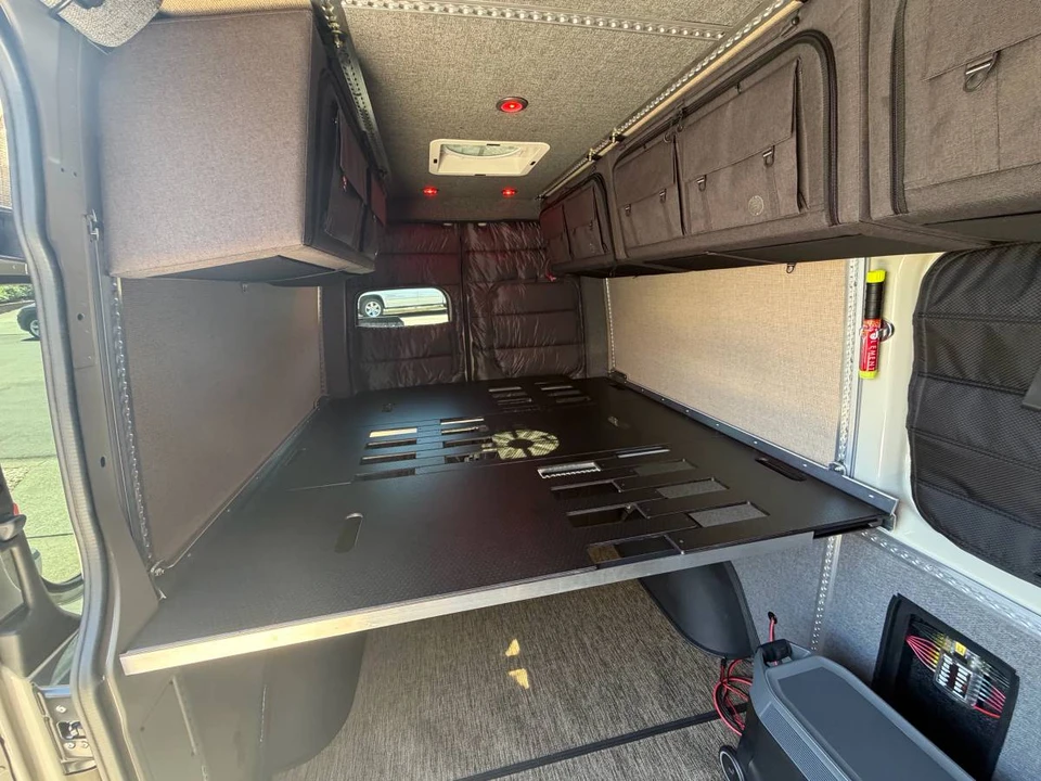 2026 Mercedes-Benz VS30 Sprinter - Image 16 of 24
