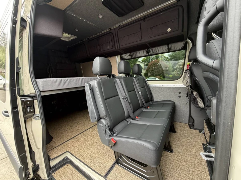 2026 Mercedes-Benz VS30 Sprinter - Image 7 of 19