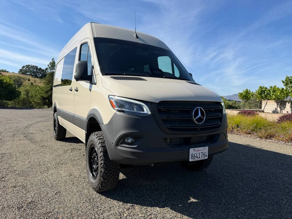 2026 Mercedes-Benz VS30 Sprinter - Image 3 of 19