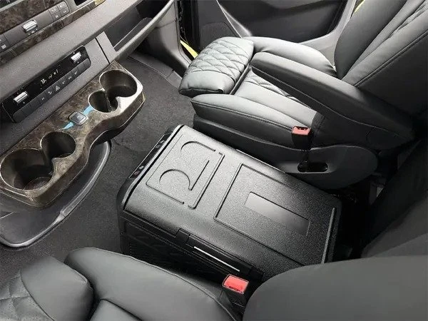 2026 Mercedes-Benz VS30 Sprinter - Image 12 of 15