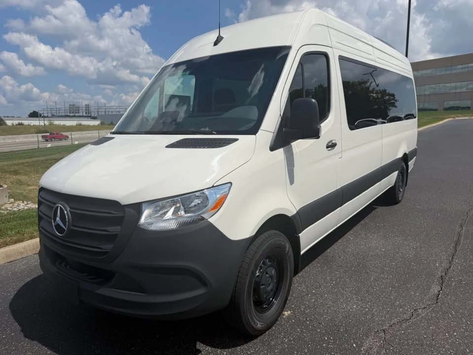 2026 Mercedes-Benz VS30 Sprinter - Image 6 of 14
