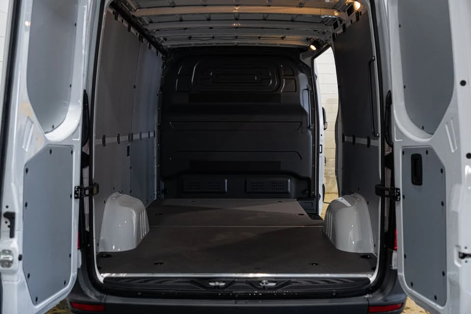 2026 Mercedes-Benz VS30 Sprinter - Image 6 of 16