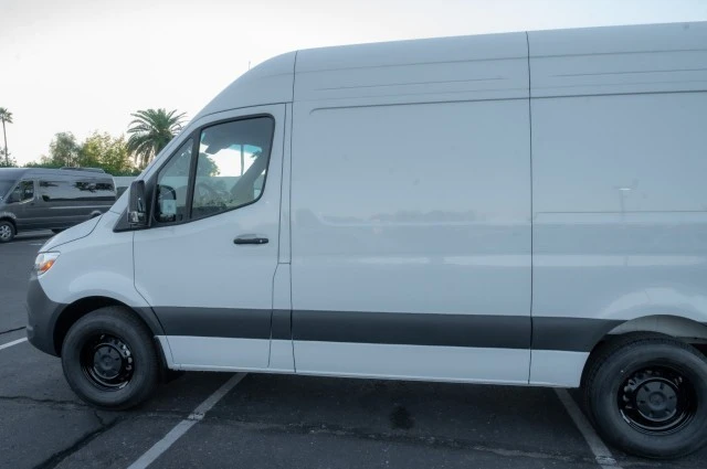 2026 Mercedes-Benz VS30 Sprinter - Image 5 of 12