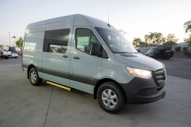 2026 Mercedes-Benz VS30 Sprinter - Image 3 of 12