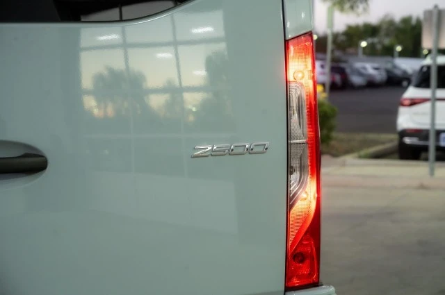 2026 Mercedes-Benz VS30 Sprinter - Image 7 of 12