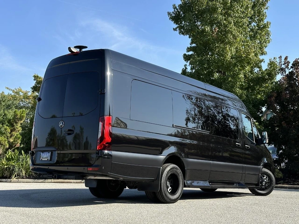 2026 Mercedes-Benz VS30 Sprinter - Image 5 of 11