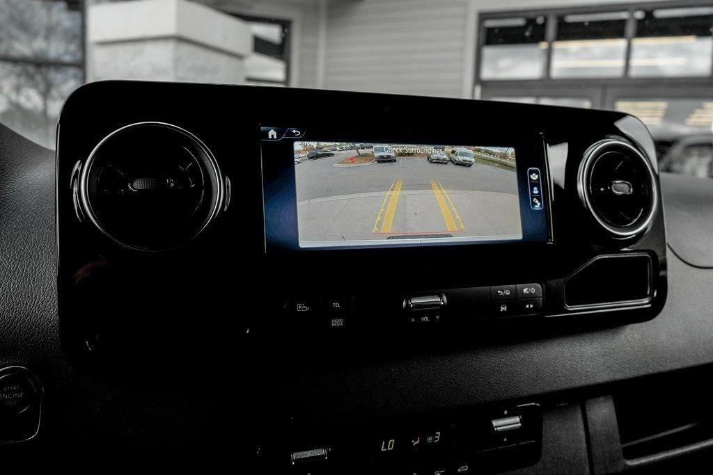 2026 Mercedes-Benz VS30 Sprinter - Image 16 of 21