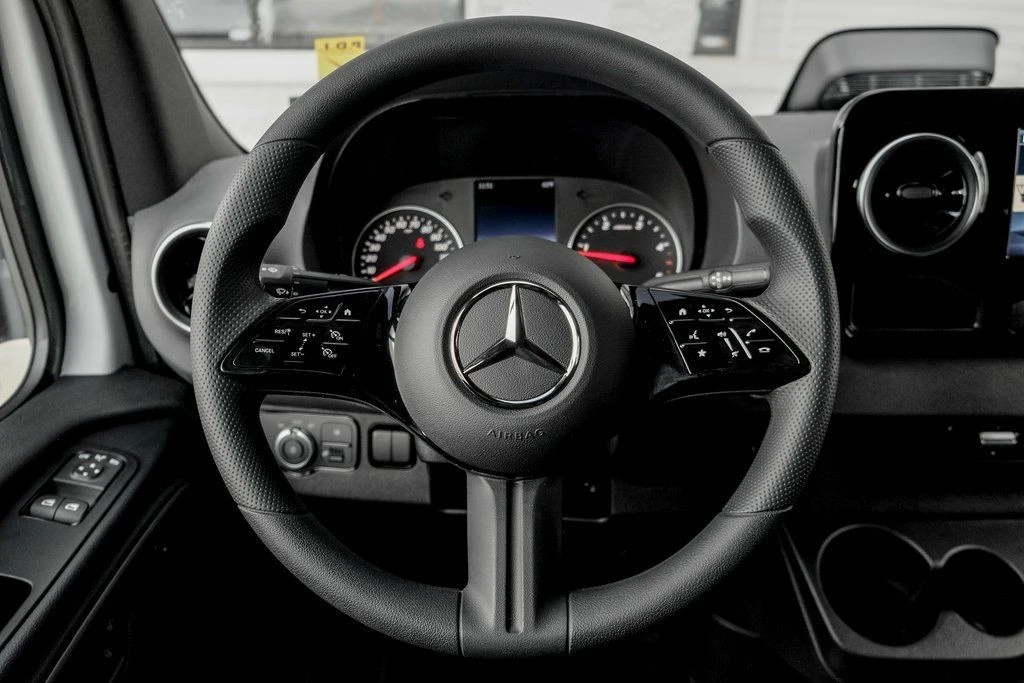 2026 Mercedes-Benz VS30 Sprinter - Image 15 of 21