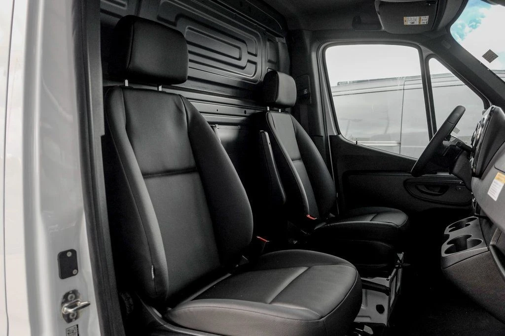 2026 Mercedes-Benz VS30 Sprinter - Image 20 of 21