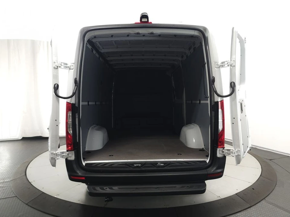 2026 Mercedes-Benz VS30 Sprinter - Image 24 of 30