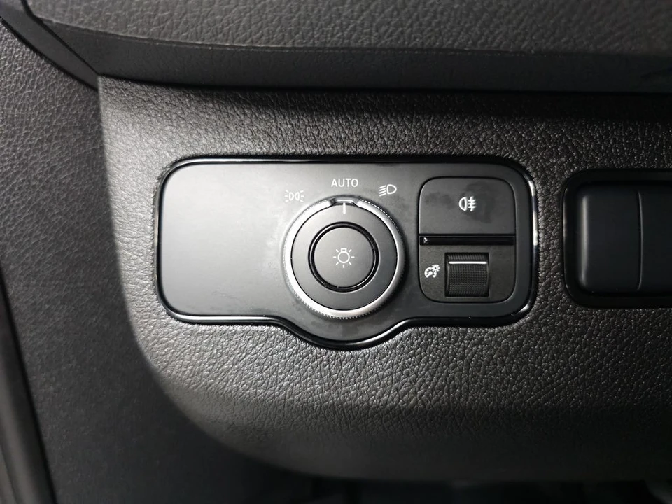 2026 Mercedes-Benz VS30 Sprinter - Image 9 of 30