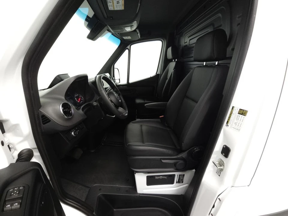 2026 Mercedes-Benz VS30 Sprinter - Image 7 of 30
