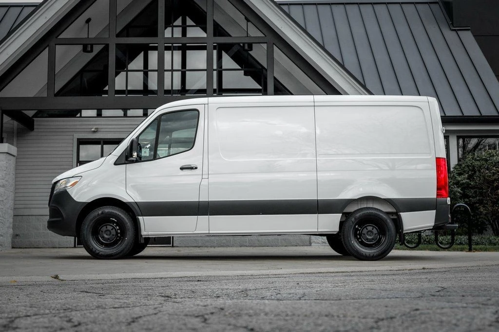 2026 Mercedes-Benz VS30 Sprinter - Image 3 of 21