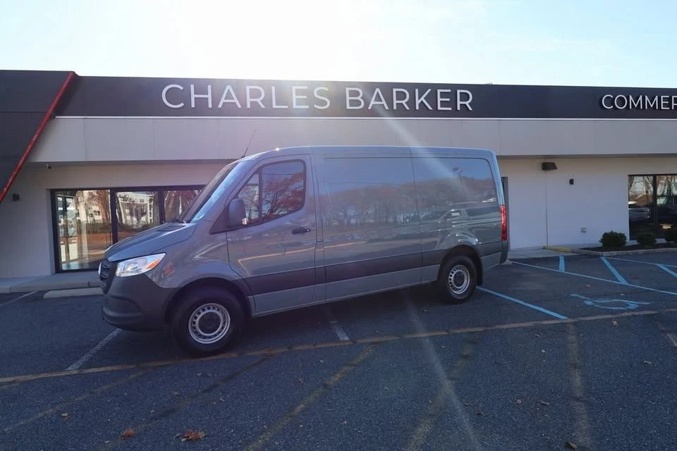 2026 Mercedes-Benz VS30 Sprinter - Image 2 of 9