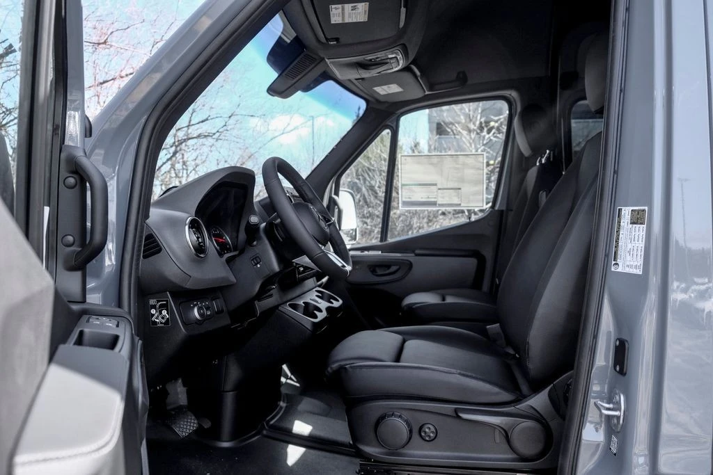 2026 Mercedes-Benz VS30 Sprinter - Image 12 of 21