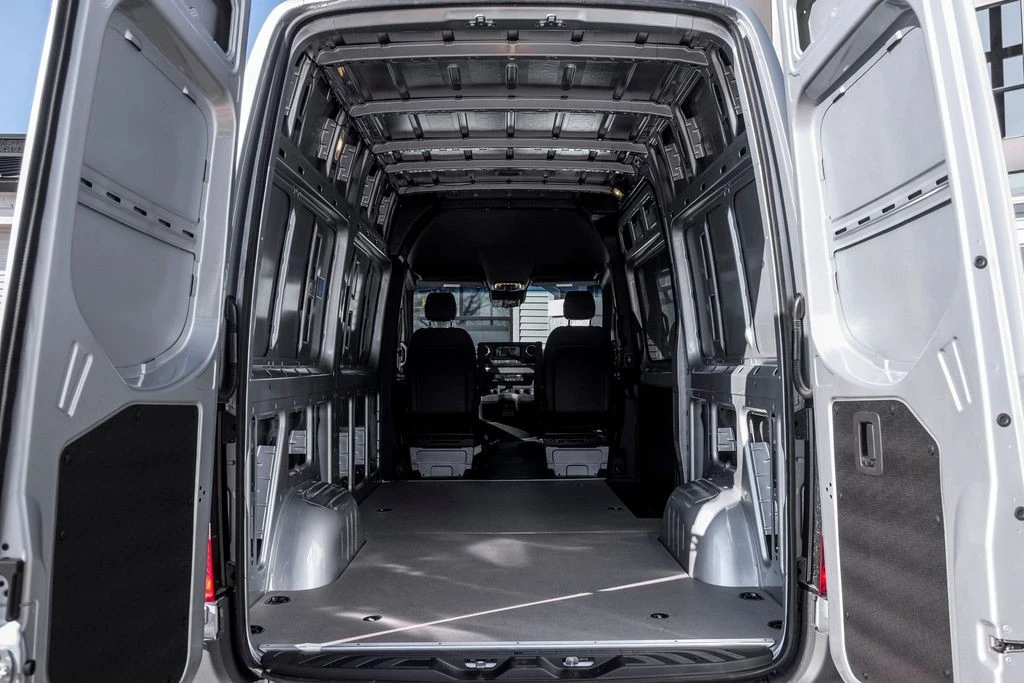 2026 Mercedes-Benz VS30 Sprinter - Image 10 of 21