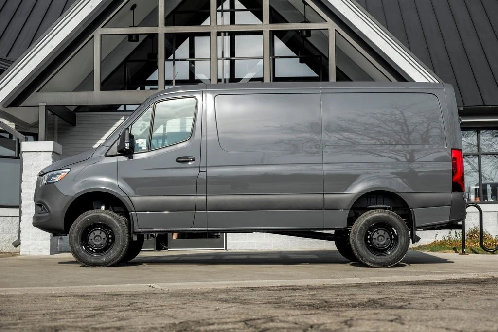 2026 Mercedes-Benz VS30 Sprinter - Image 3 of 31