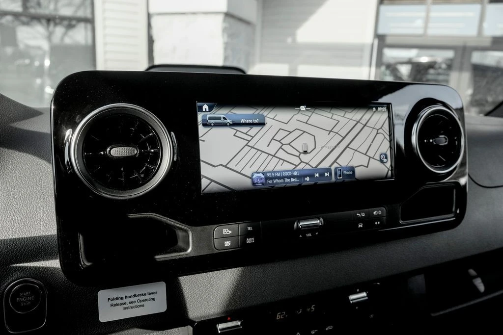 2026 Mercedes-Benz VS30 Sprinter - Image 17 of 31