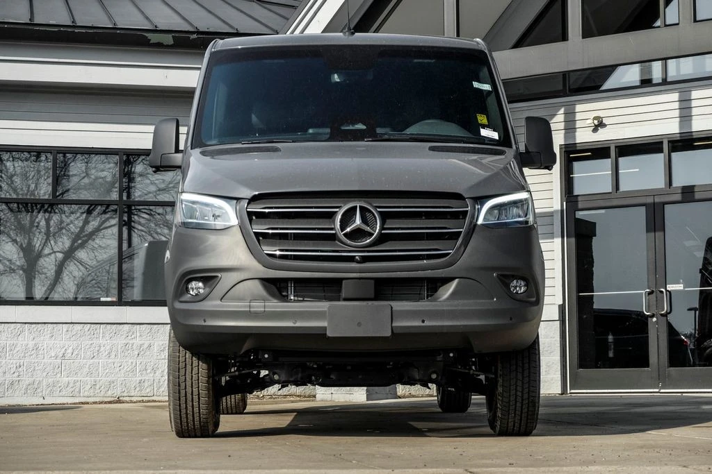 2026 Mercedes-Benz VS30 Sprinter - Image 5 of 31
