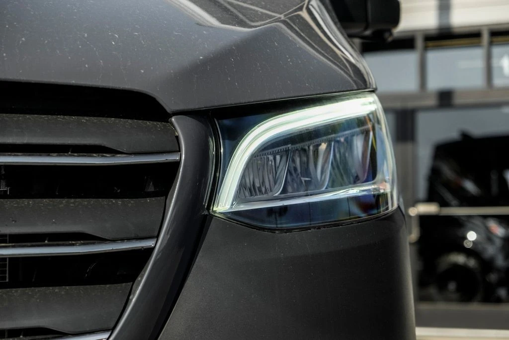 2026 Mercedes-Benz VS30 Sprinter - Image 6 of 31
