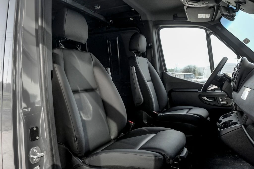 2026 Mercedes-Benz VS30 Sprinter - Image 25 of 31