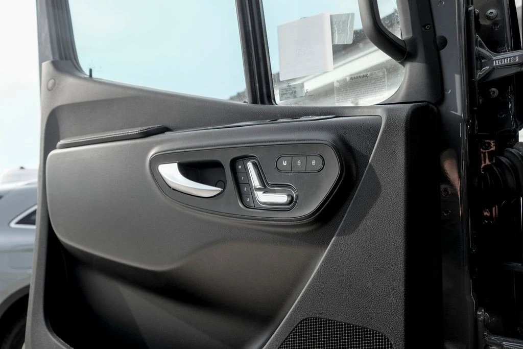 2026 Mercedes-Benz VS30 Sprinter - Image 14 of 31