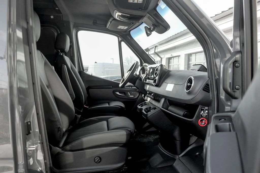 2026 Mercedes-Benz VS30 Sprinter - Image 23 of 31