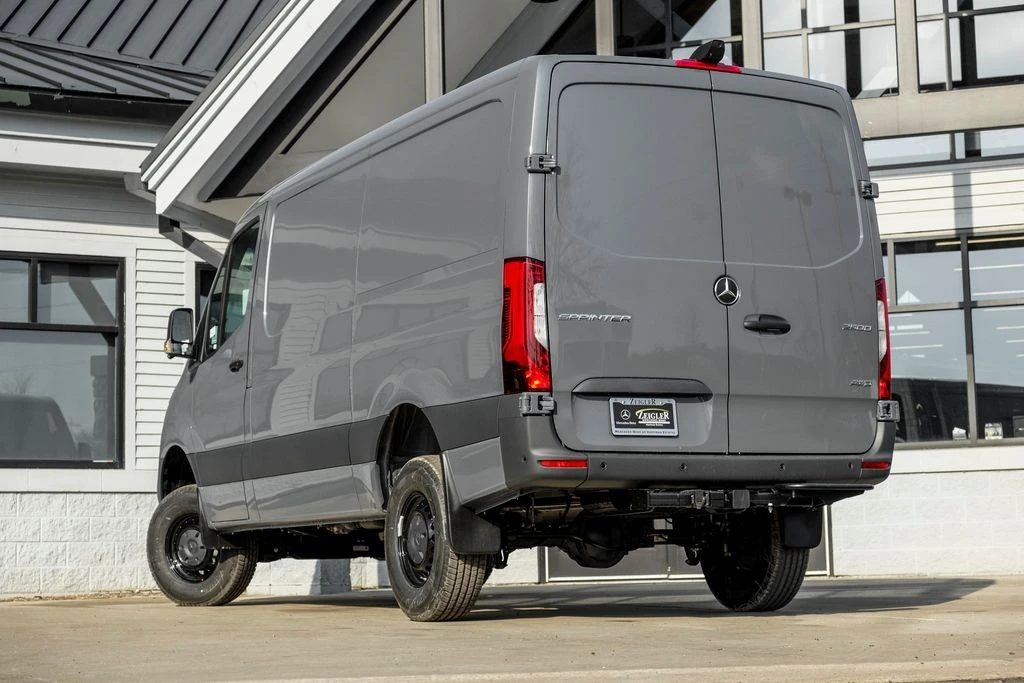 2026 Mercedes-Benz VS30 Sprinter - Image 2 of 31