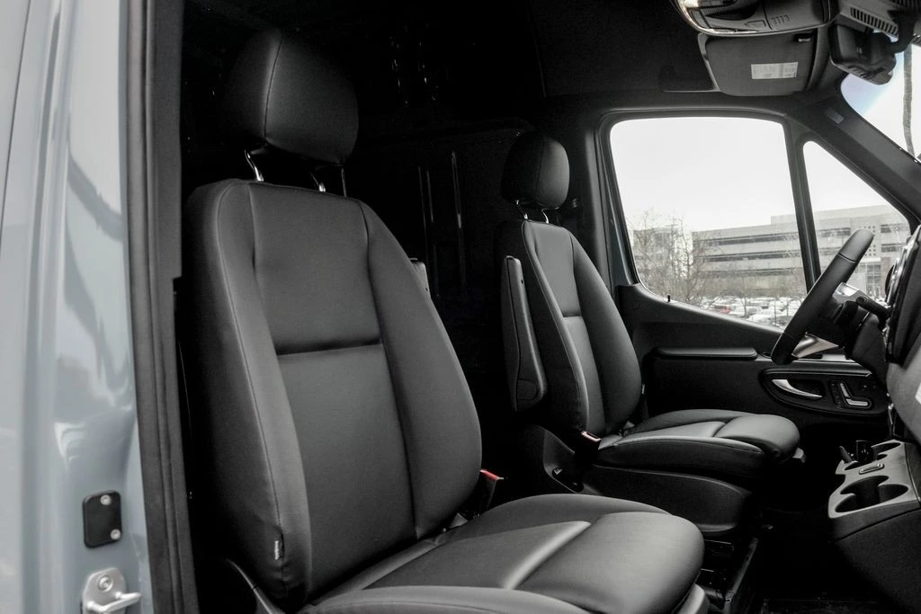 2026 Mercedes-Benz VS30 Sprinter - Image 24 of 31