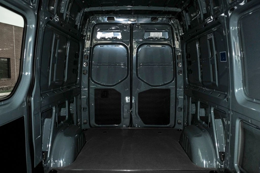 2026 Mercedes-Benz VS30 Sprinter - Image 21 of 31