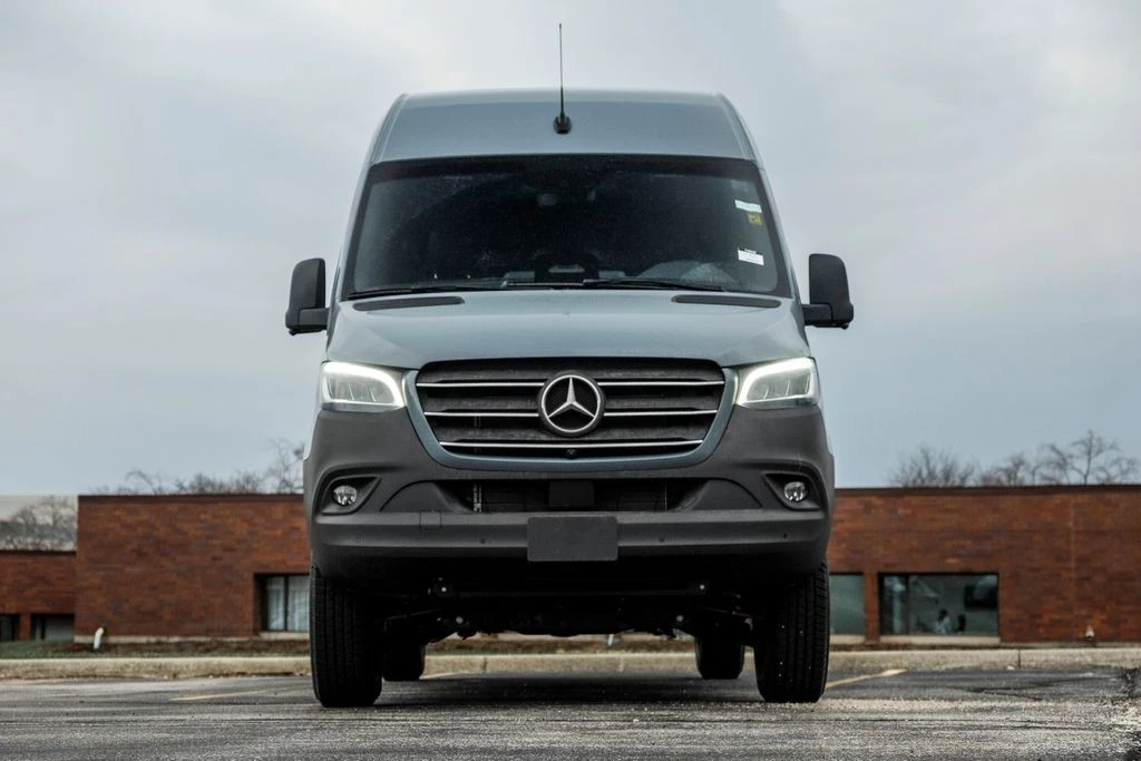 2026 Mercedes-Benz VS30 Sprinter - Image 5 of 31