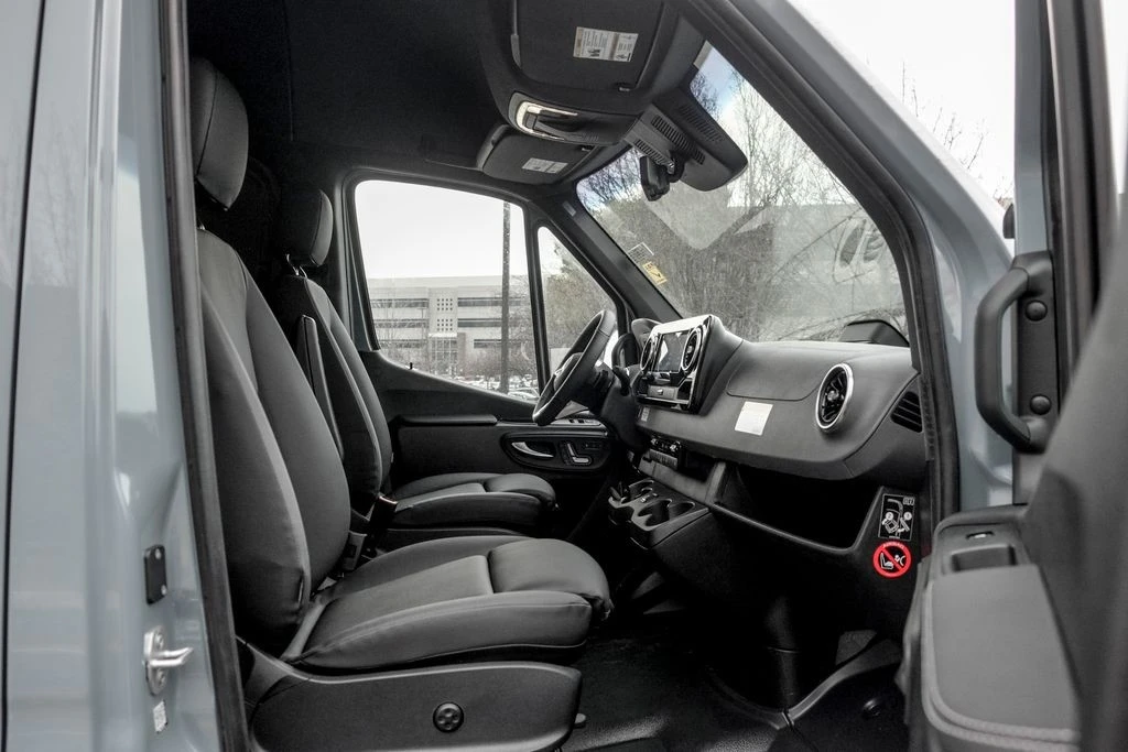 2026 Mercedes-Benz VS30 Sprinter - Image 22 of 31