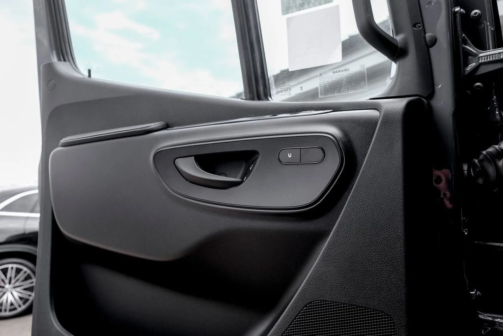 2026 Mercedes-Benz VS30 Sprinter - Image 14 of 21