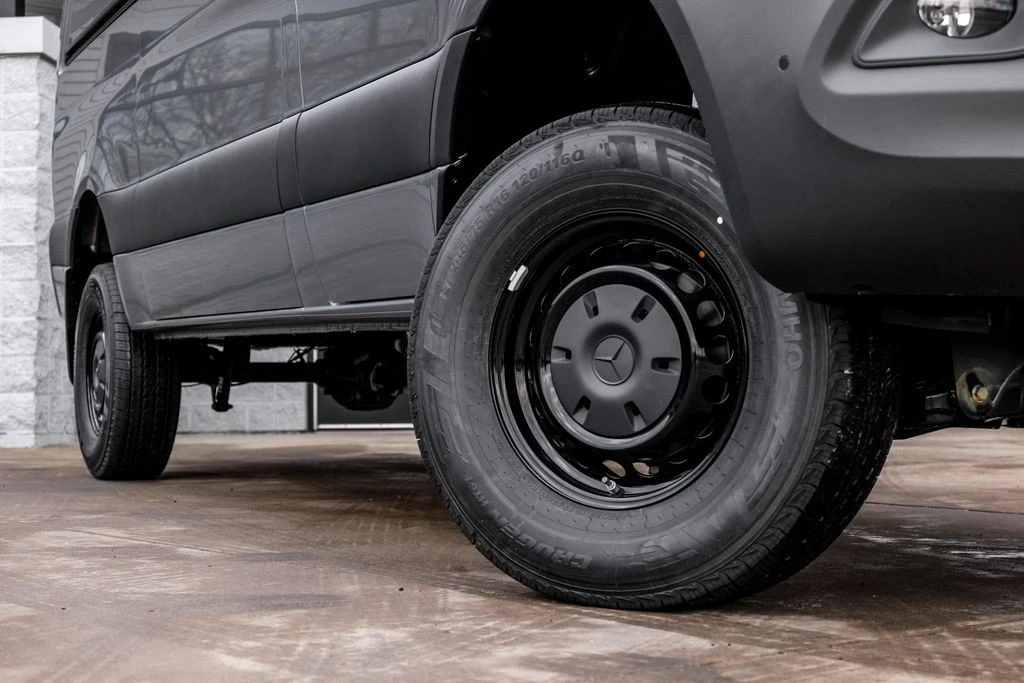 2026 Mercedes-Benz VS30 Sprinter - Image 7 of 21