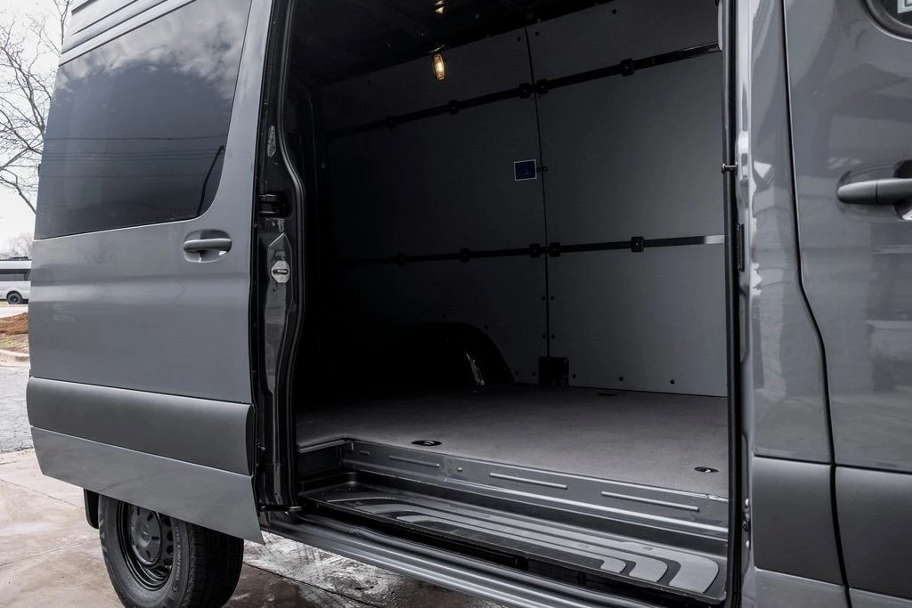 2026 Mercedes-Benz VS30 Sprinter - Image 10 of 21