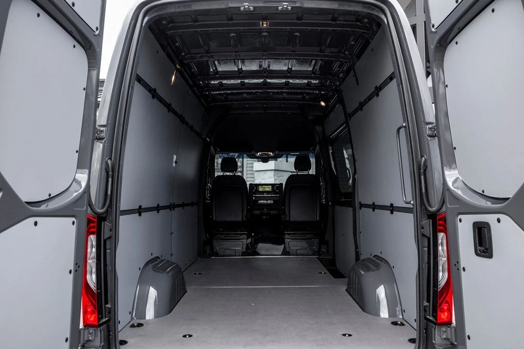 2026 Mercedes-Benz VS30 Sprinter - Image 11 of 21