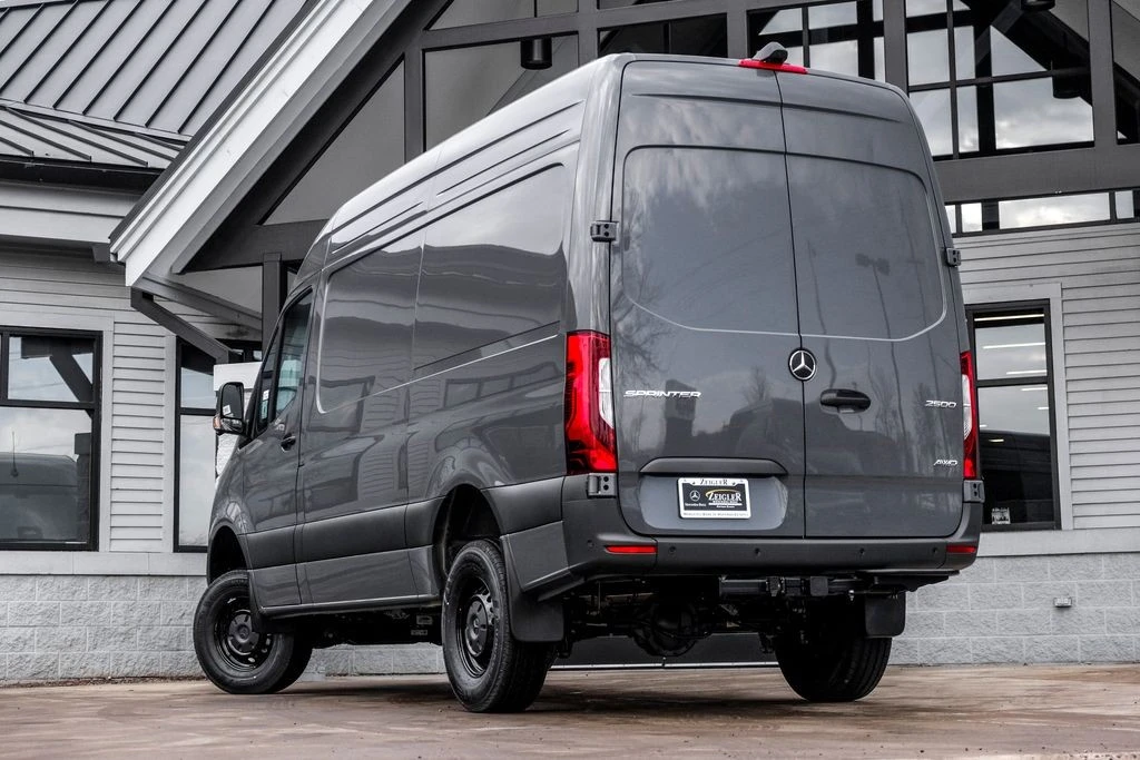 2026 Mercedes-Benz VS30 Sprinter - Image 2 of 21