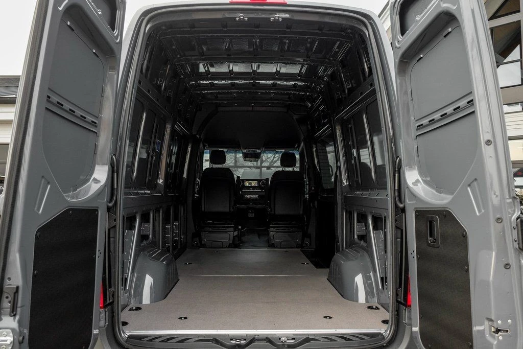 2026 Mercedes-Benz VS30 Sprinter - Image 11 of 21