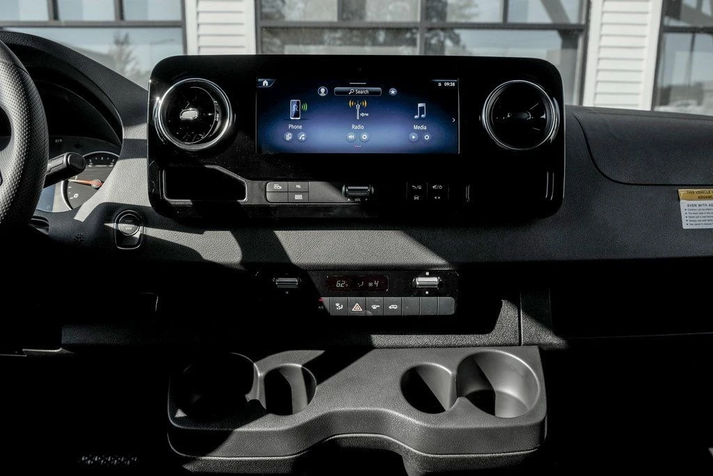 2026 Mercedes-Benz VS30 Sprinter - Image 17 of 21