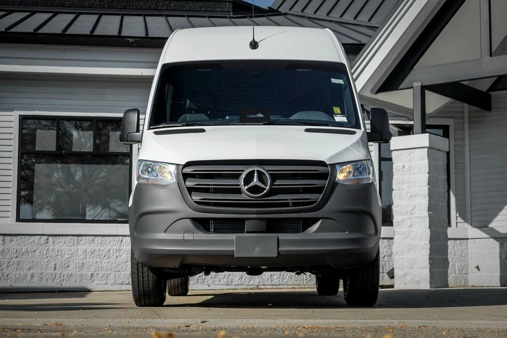 2026 Mercedes-Benz VS30 Sprinter - Image 5 of 21