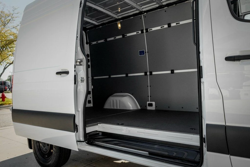 2026 Mercedes-Benz VS30 Sprinter - Image 10 of 21