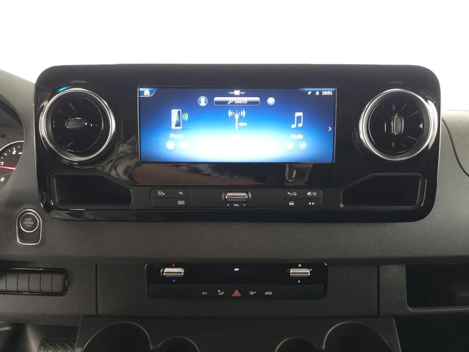 2026 Mercedes-Benz VS30 Sprinter - Image 14 of 30
