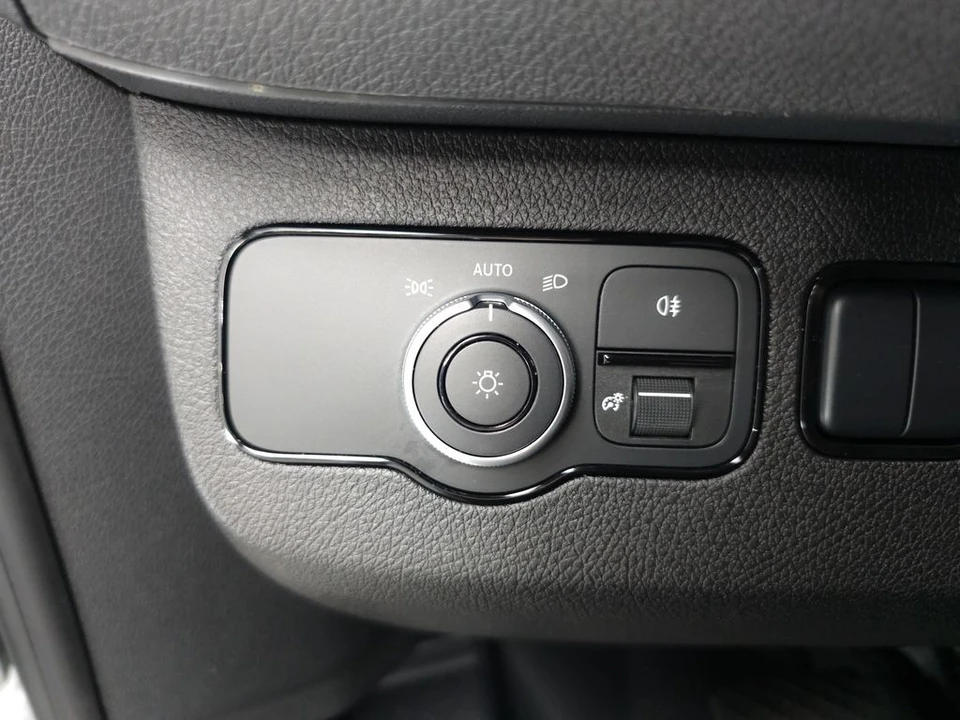 2026 Mercedes-Benz VS30 Sprinter - Image 9 of 30